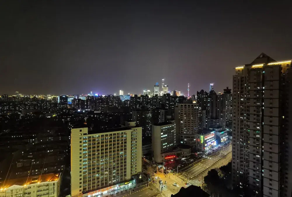 Shanghai Lerongju Boutique Apartment Metro Line 8 20meter