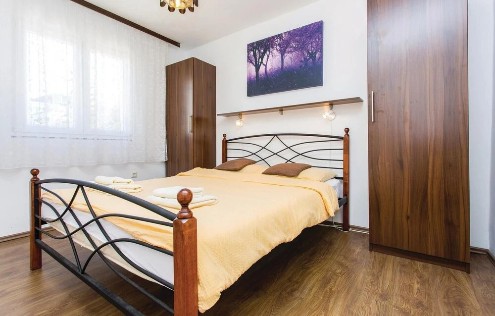 4 Bedroom Lovely Home In Malinska