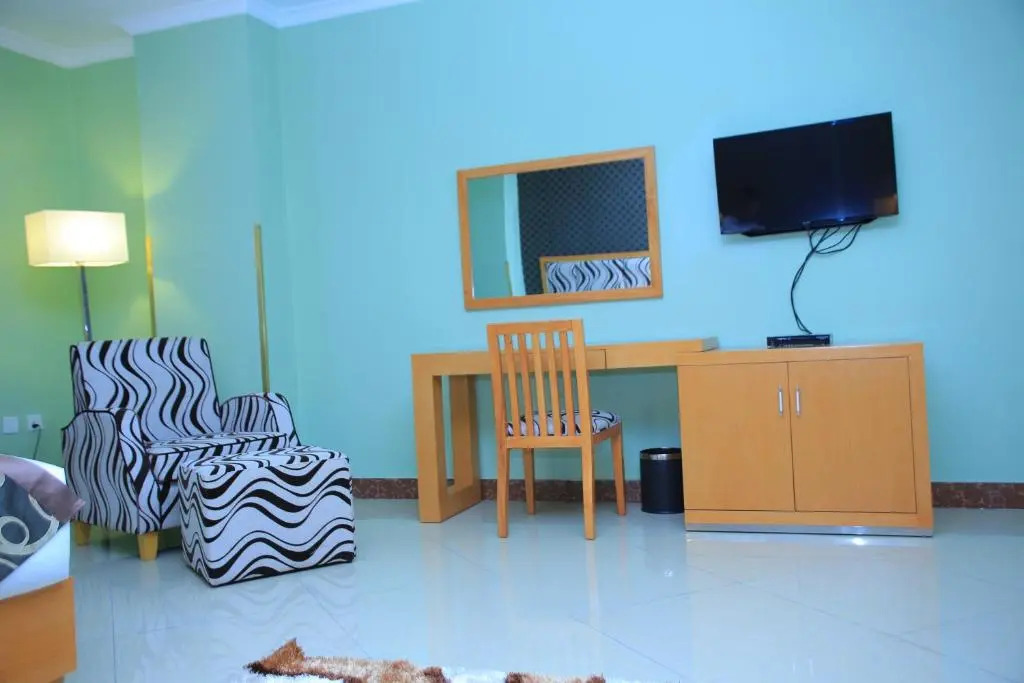 Yebo Hotel  Spa