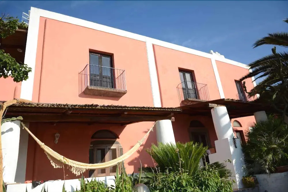 La Villa Rossa