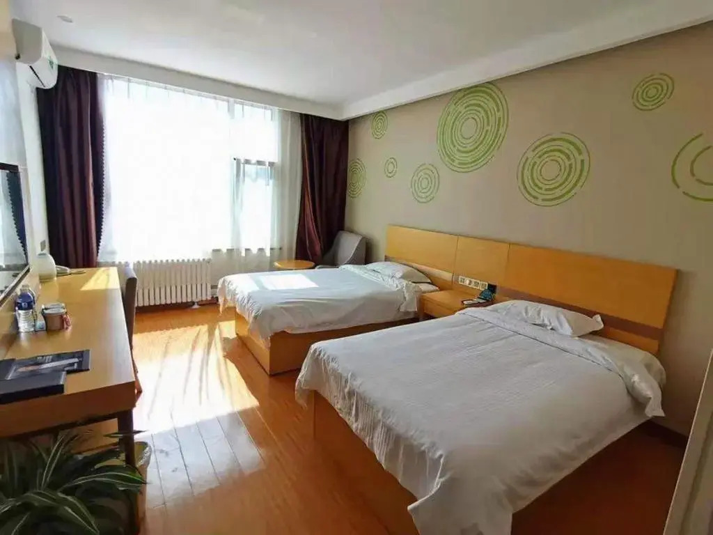 GreenTree Inn Shandong Qingdao Jiaozhou Sanlihe Park Express Hotel