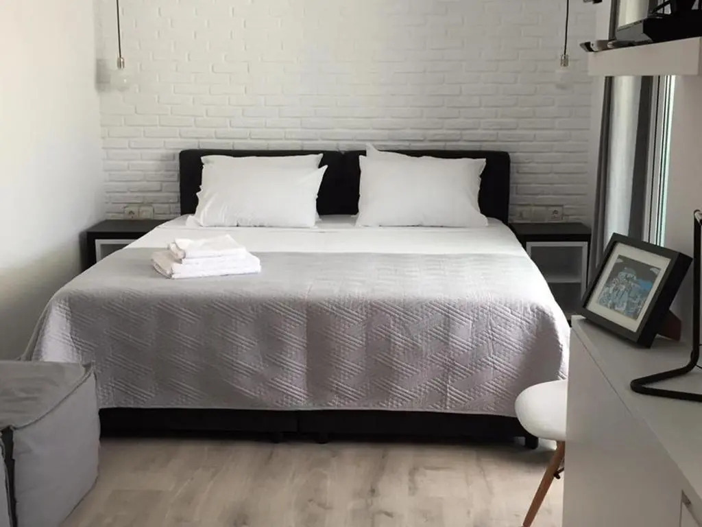 Athens View Loft - 01