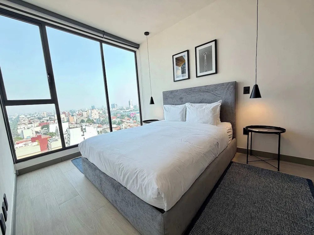 w Engaging 3BR w Balcony in Be Grand del Valle