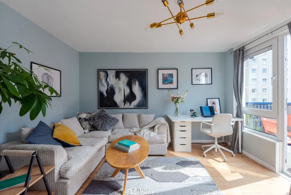 Newly Refurbished 3 Bed Flat For 6 Guests