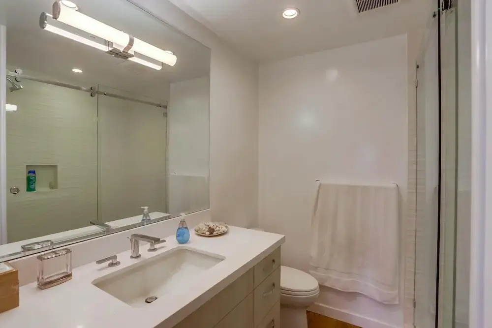 Luxury Ocean View Condo features Direct Access to Beach SBTC331 by RedAwning