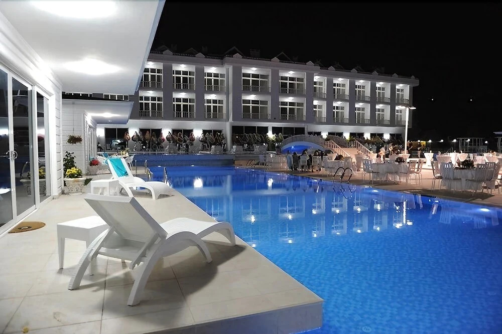 Отель The Green Oasis Otel & Spa