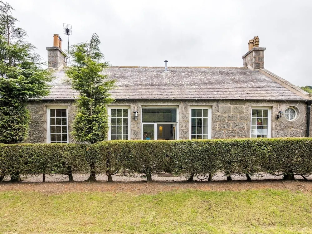 Quaint Holiday Home in Inverurie near Castle Fraser