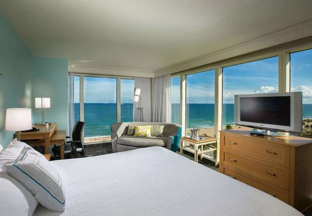 Courtyard by Marriott Oceanside Fort Lauderdale Beach