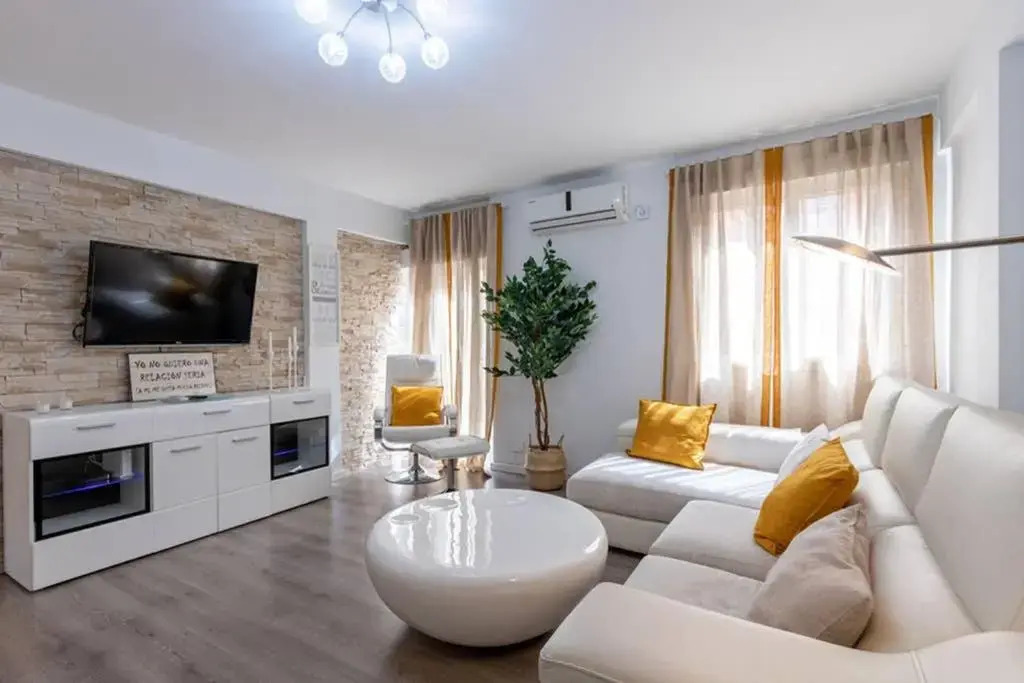 Triana Maestro Deluxe