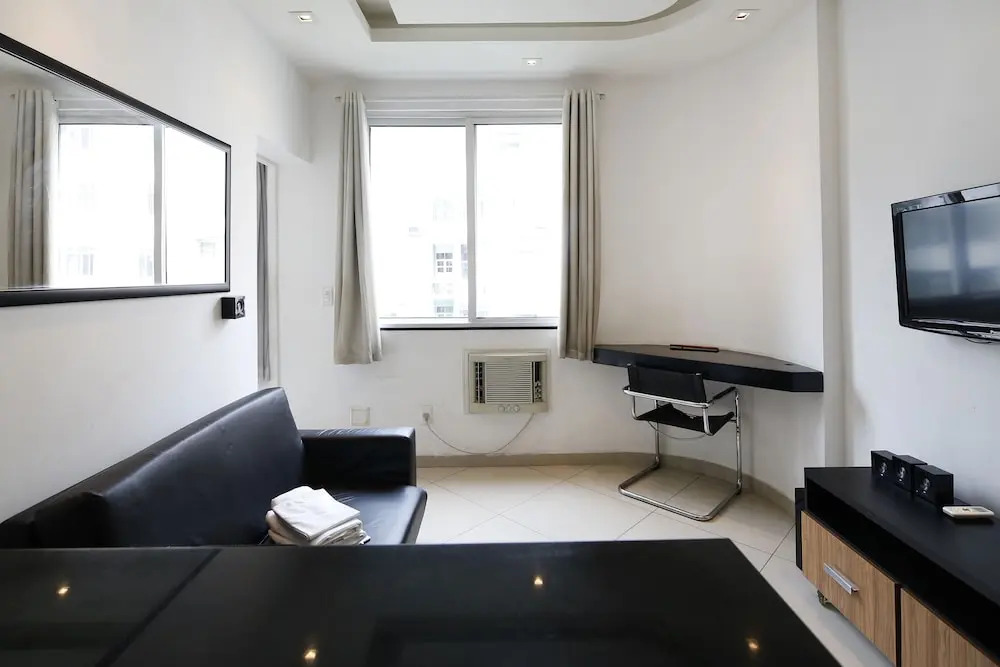 Rio Rentals 021 - U010 Excelente apartamento em Copacabana