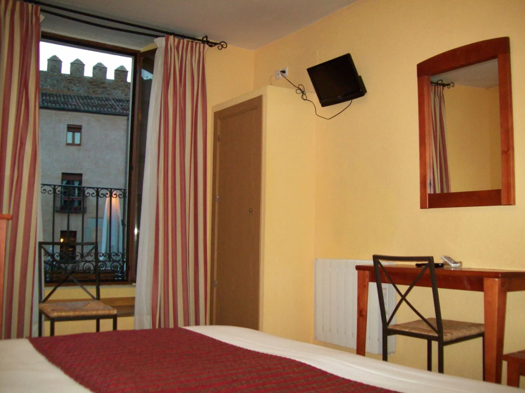 Hostal Restaurante Puerta del Alcázar