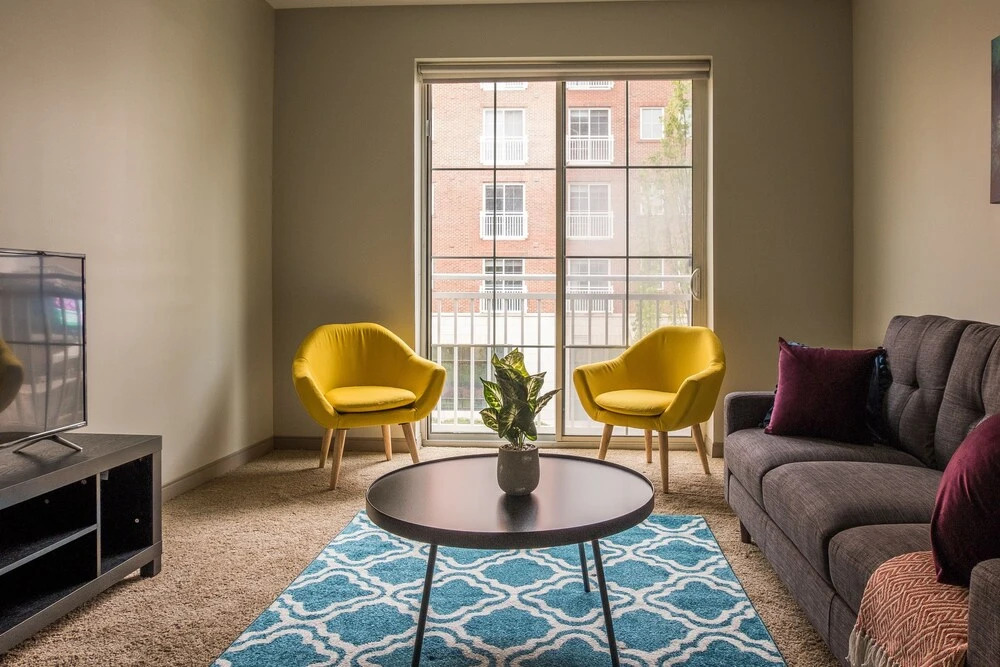 Convenient Apartments Near The Commons