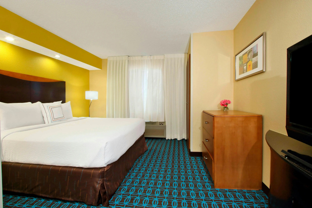 Fairfield Inn & Suites Colorado Springs South
