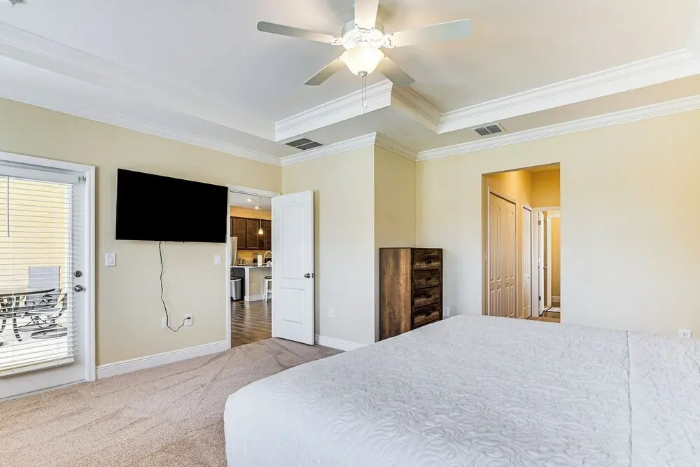 4 Mi to Golf: Gem w/ Pool & Lanai in Cape Coral
