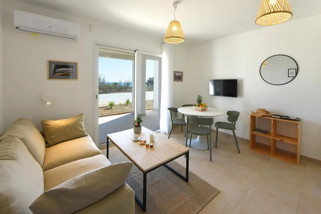 Résidence Marina di Bravone - appartement 4 personnes Vue Mer RDC N189