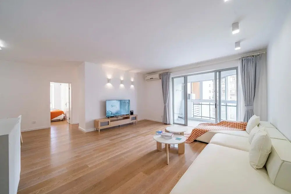 Tyms Tianshan 3BR 2BA near Suzhou Creek