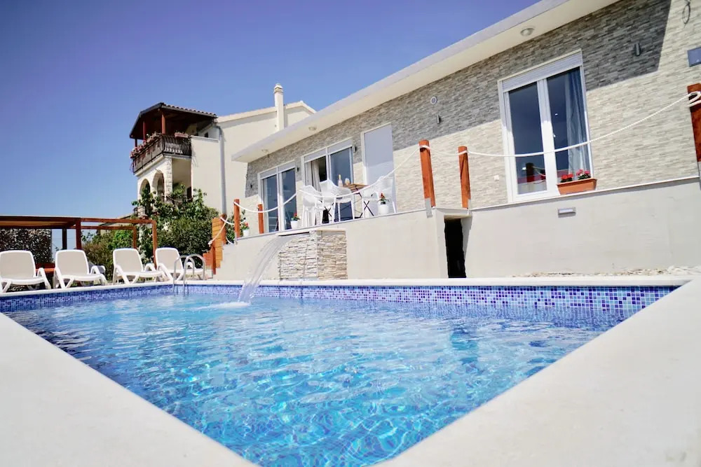 Villa Ruza