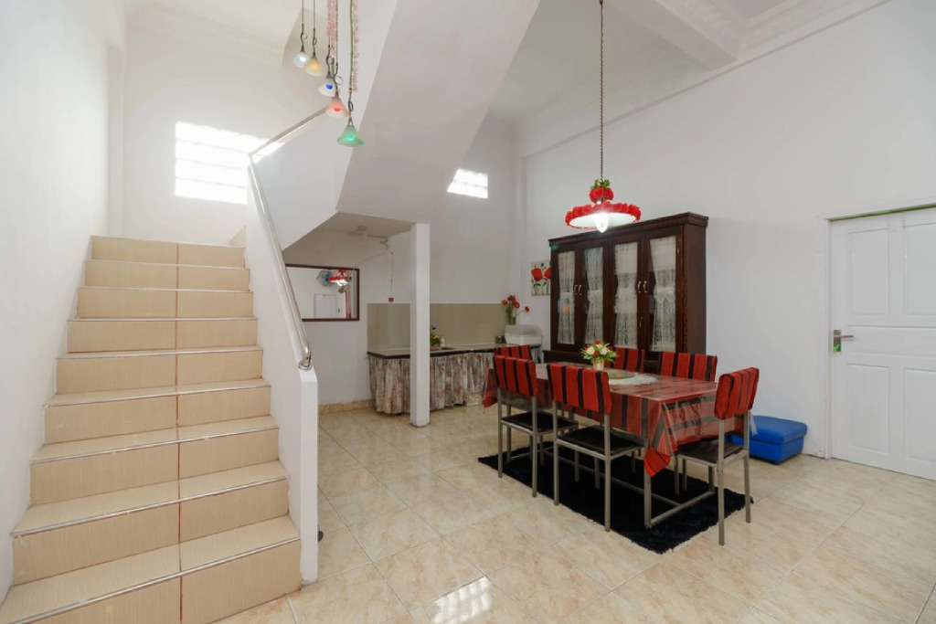 RedDoorz Syariah near Museum Tsunami Aceh 2