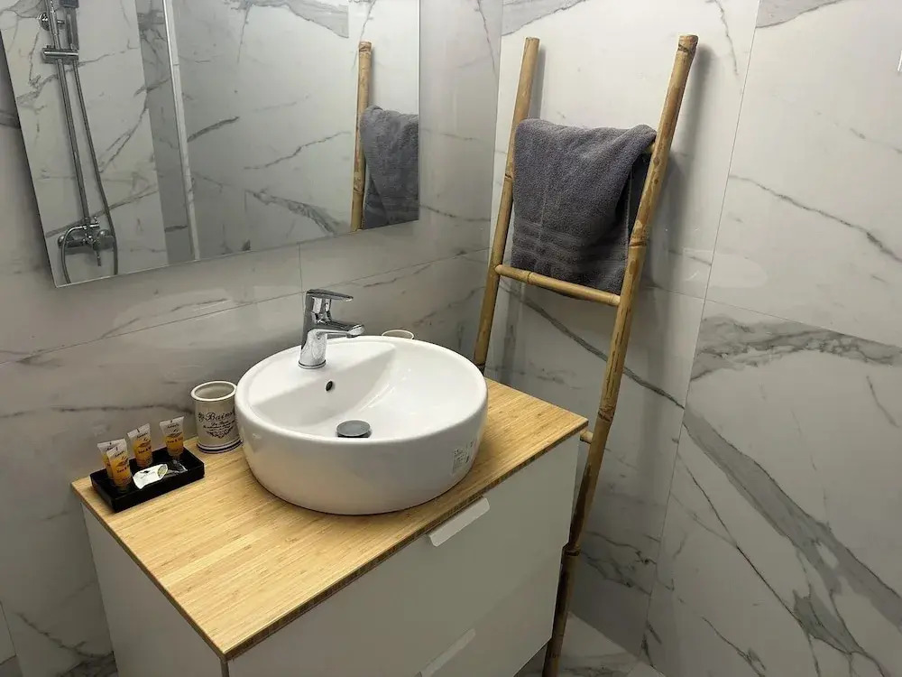 Brand New 2 Bd Apt in Pagrati w Balcony