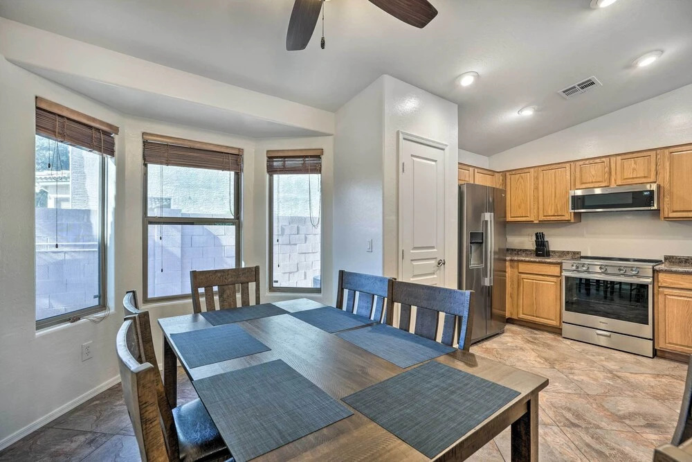Avondale Home w/ Pool, 5 Mi to State Farm Stadium!