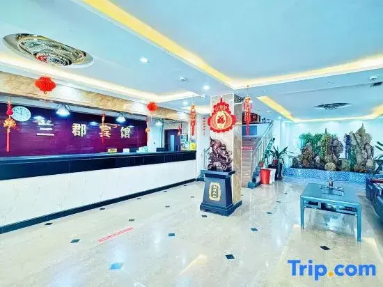 Luntai Lan Jun Hotel