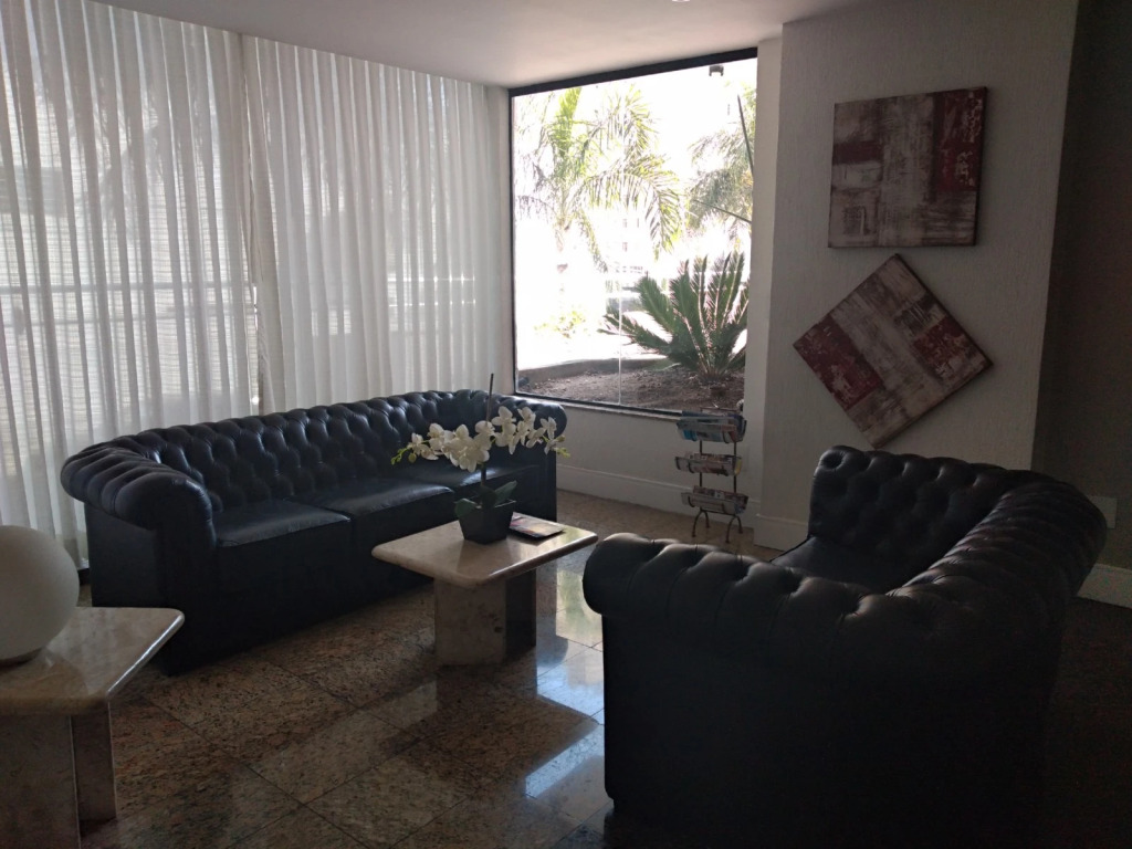 Plaza Suite Hotel