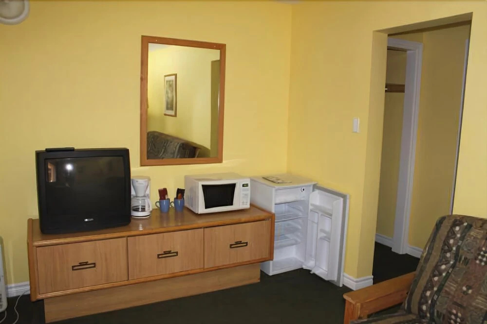 Riverview Lodge