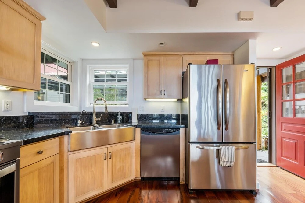 Hualalai 2 Bedroom Home by RedAwning