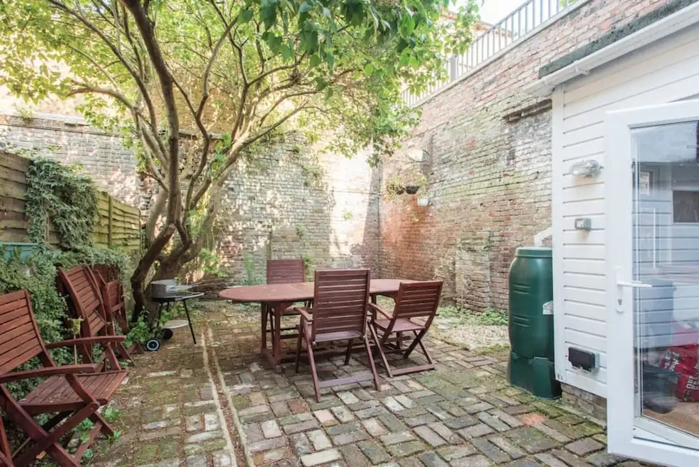 2 Bedroom Victorian House With Garden