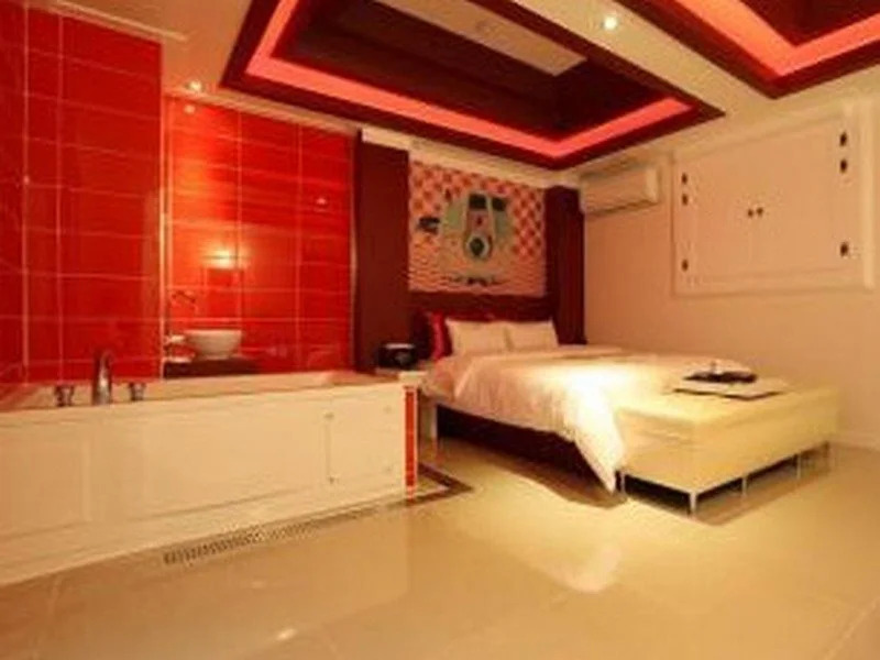 One Night Two Days Hotel