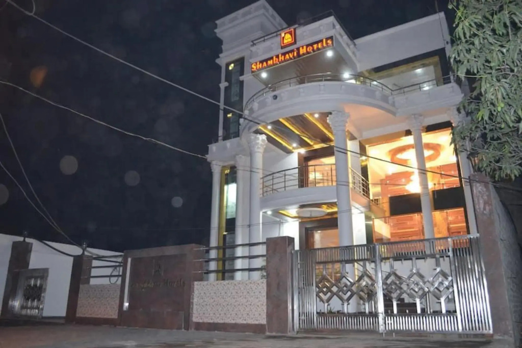 Shambhavi Hotels