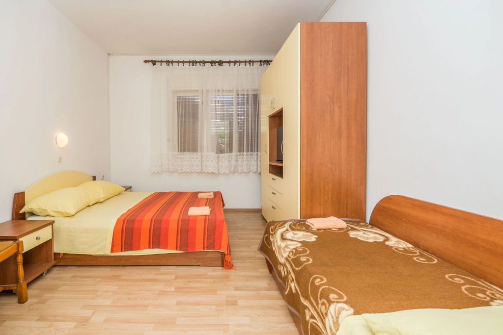 Apartment Basic 2