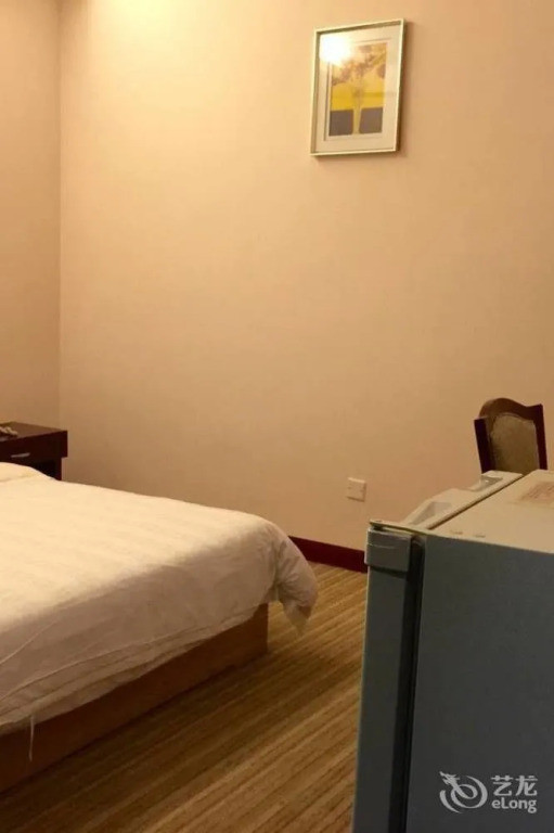 Shenzhen Yuehai Business Hotel