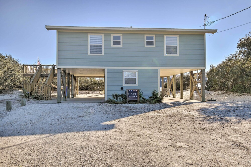 Gulf Shores Rental w/ Large Porch - Walk to Beach