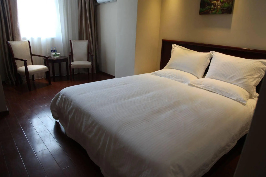 GreenTree Inn Shantou Jinping District Hulu City Yuepu Expressway junction Hotel