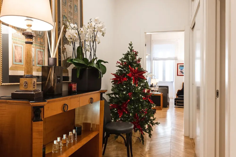 EBL LUXURY HOME