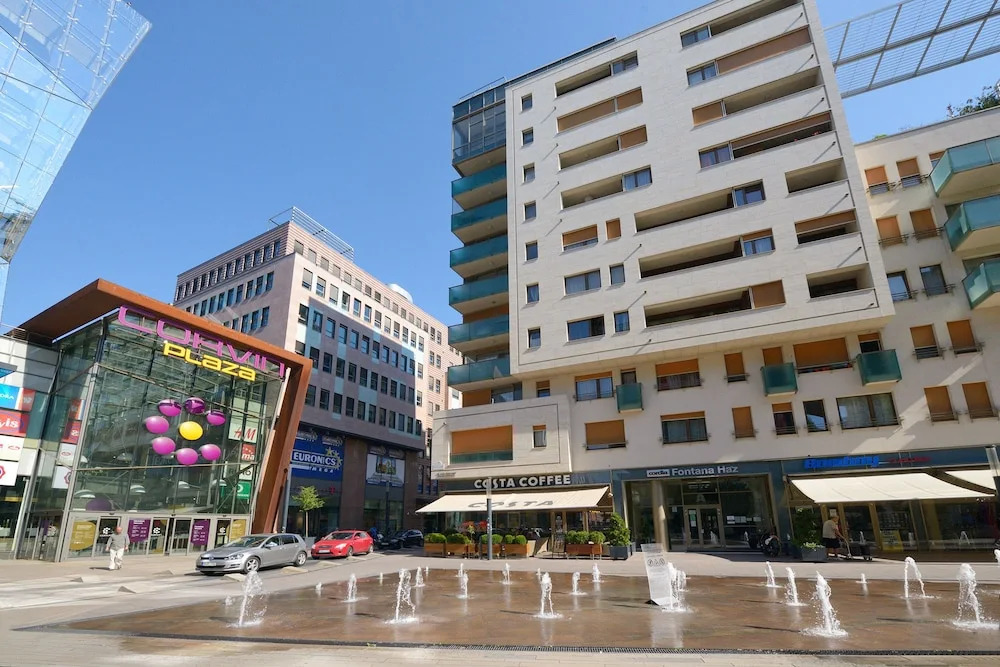 Corvina Apartments