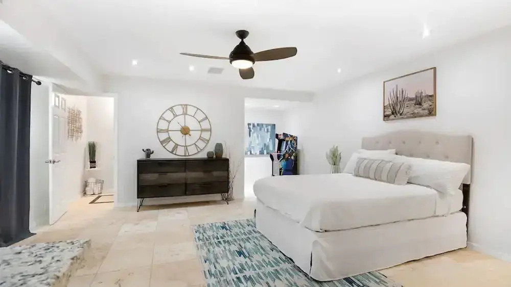 Stunning Vacation Dream Home W/backyard Paradise!