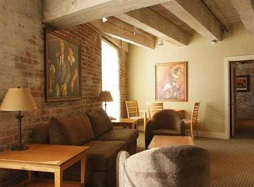 Jelly Roll Executive Suites