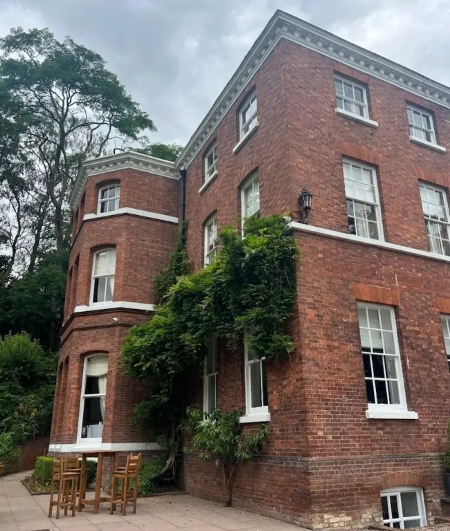 Kateshill House Bed & Breakfast