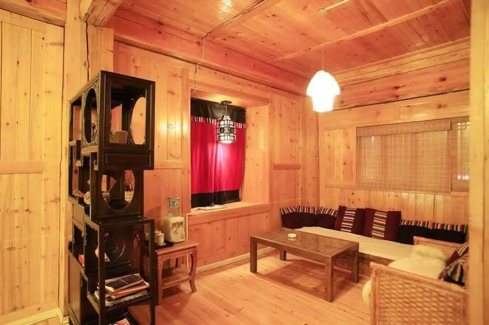 Shangri-la Zhengyi Homestay