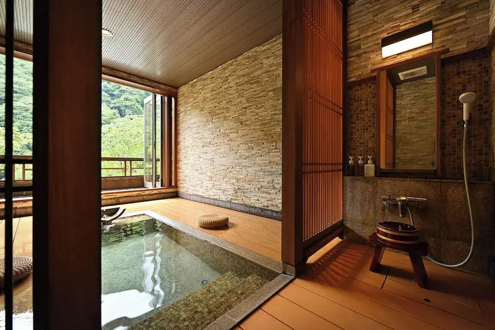 Tonosawa Onsen Yamano Chaya Ryokan
