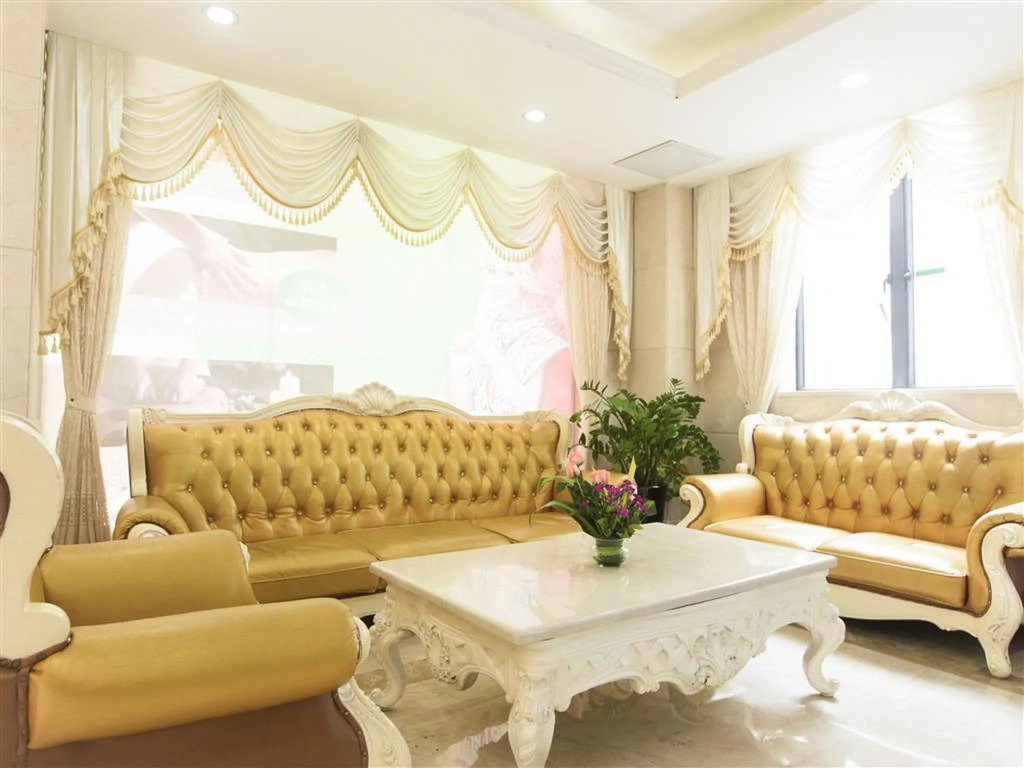 Vienna Hotel Zhanjiang Haibin Avenue Branch