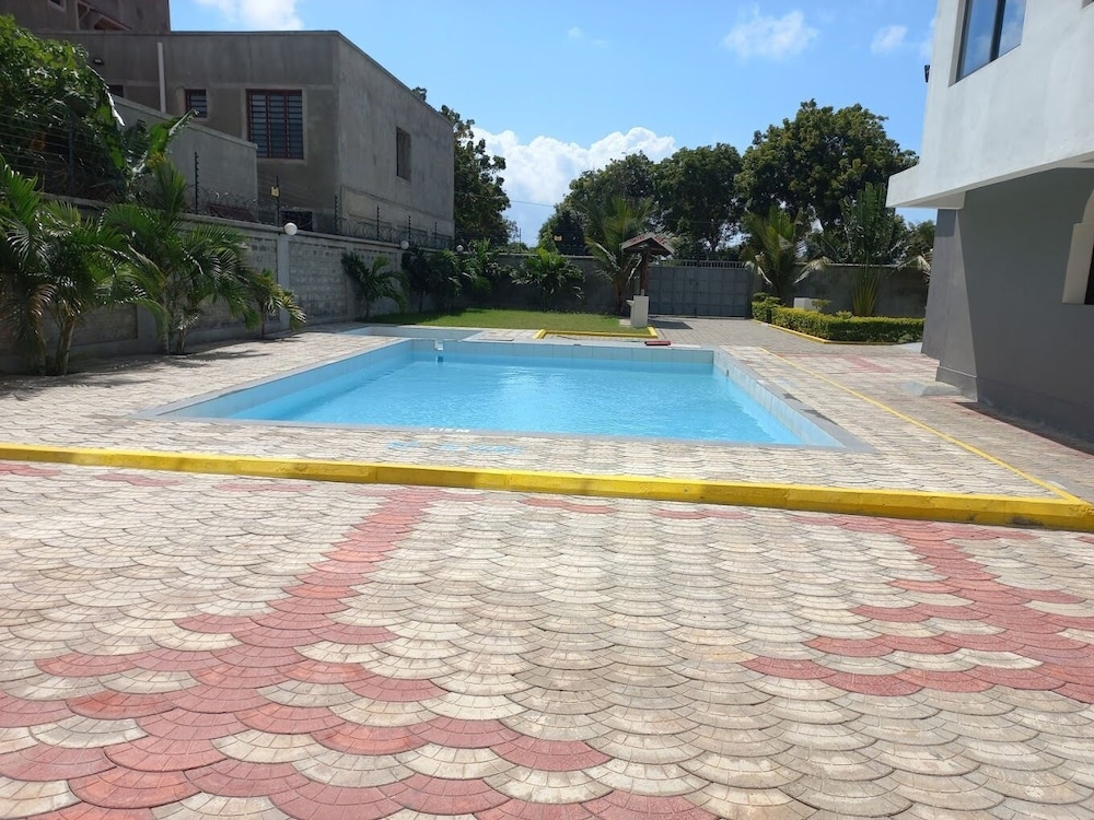 The Treat Hotel Mtwapa