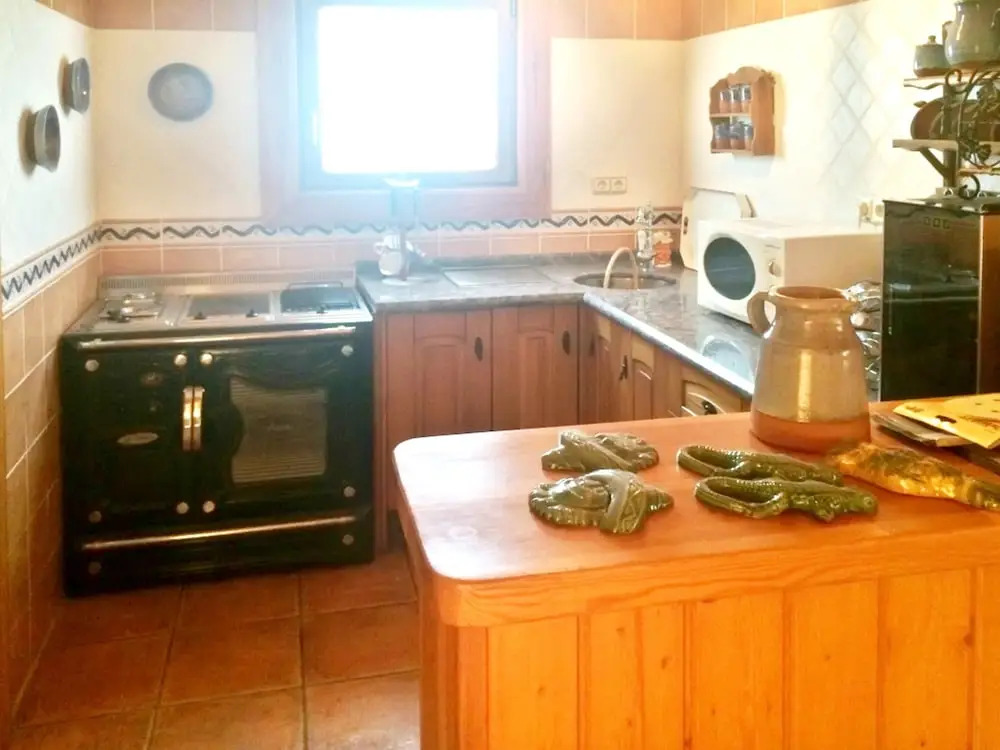 Villa With 3 Bedrooms in Coín, With Wonderful Mountain View, Private P