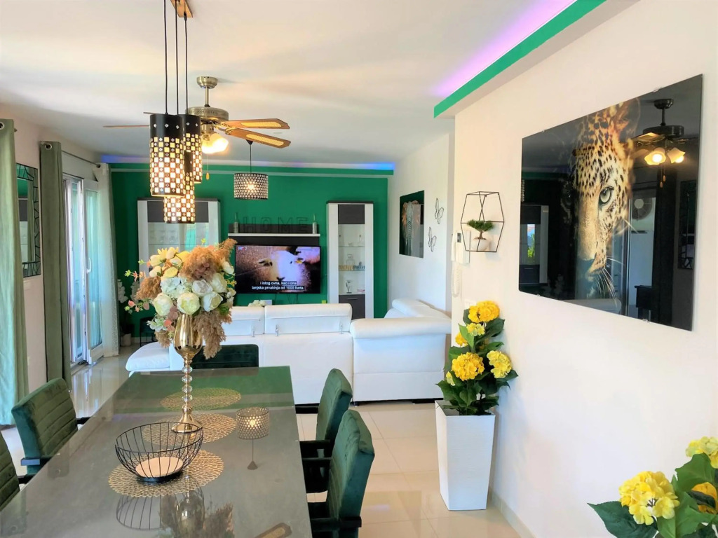 Lux Apartment Školjka