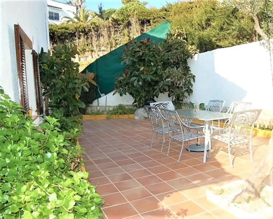 House - 3 Bedrooms with Pool and WiFi - 107740