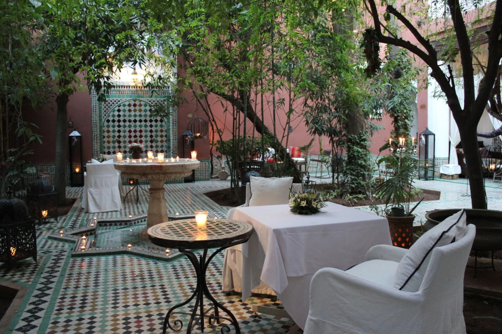 Riad Kaiss By Anika
