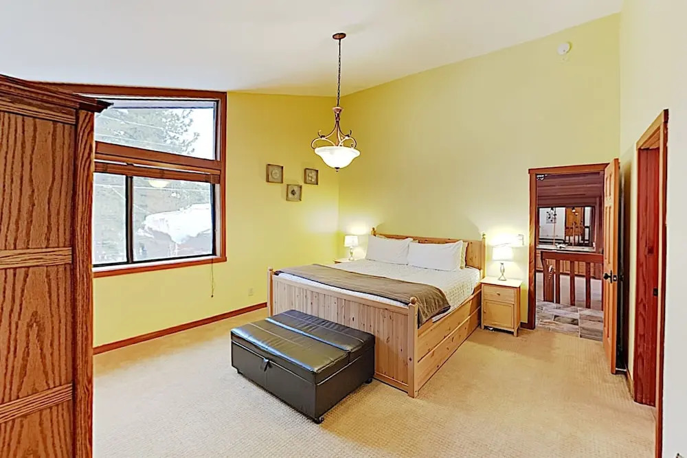 Amazing Dollar Point , Walk To Beach! 4 Bedroom Home