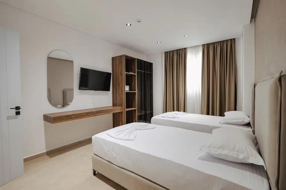 Sunlight Hotel